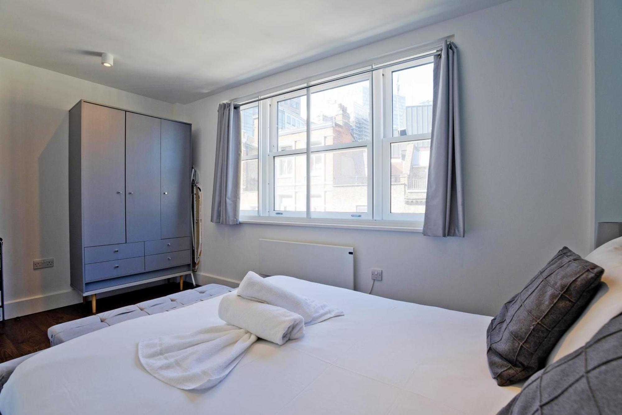 Imperial Middlesex Street Apartments Londra Exterior foto