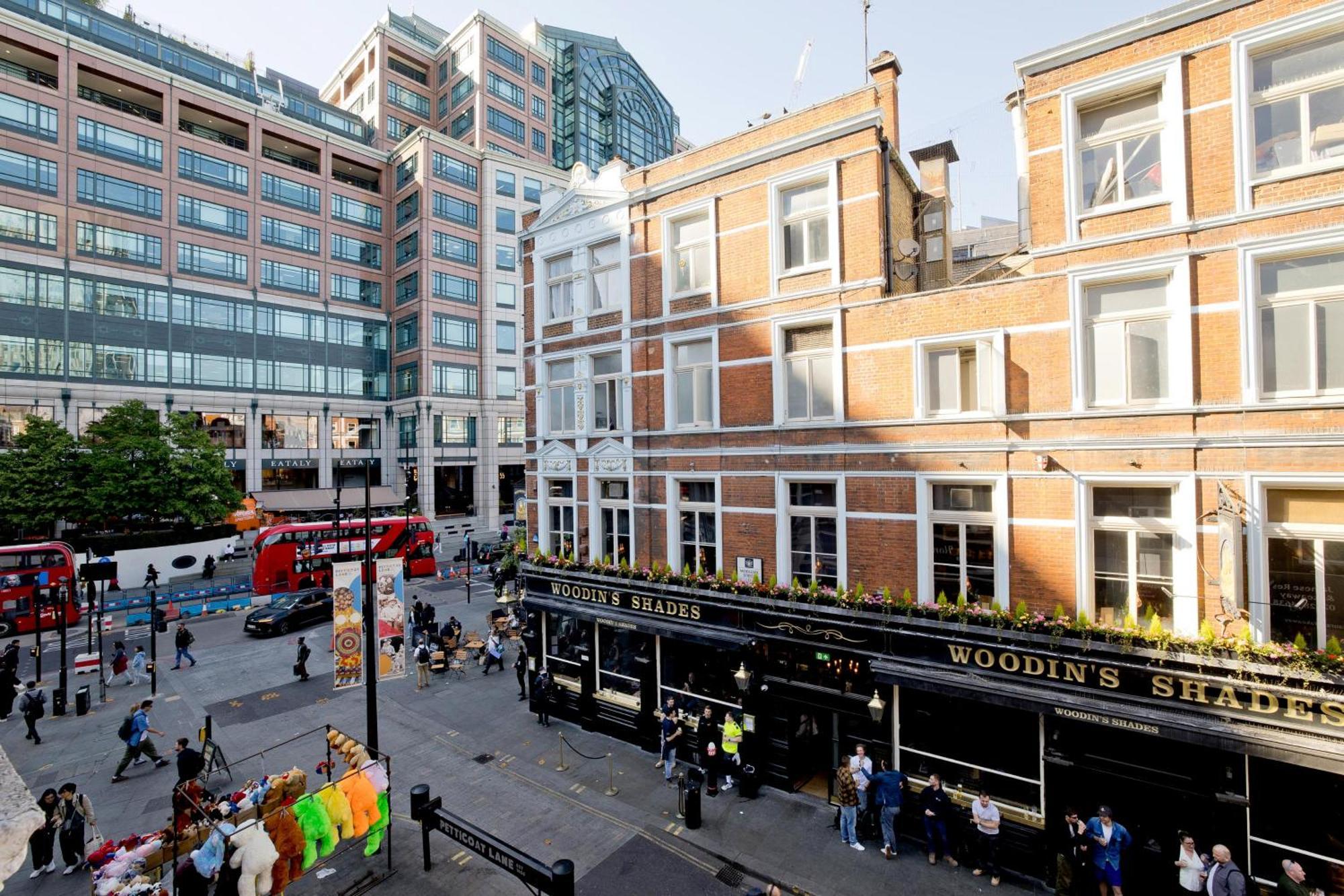 Imperial Middlesex Street Apartments Londra Exterior foto