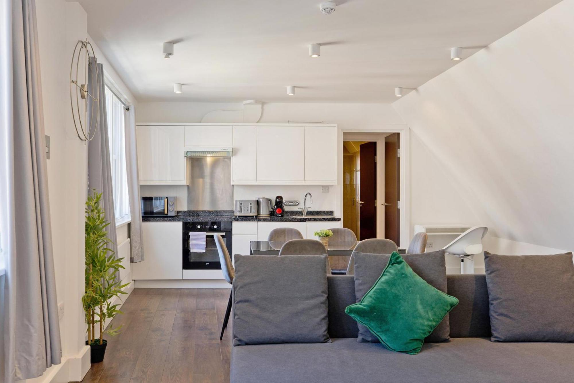 Imperial Middlesex Street Apartments Londra Exterior foto
