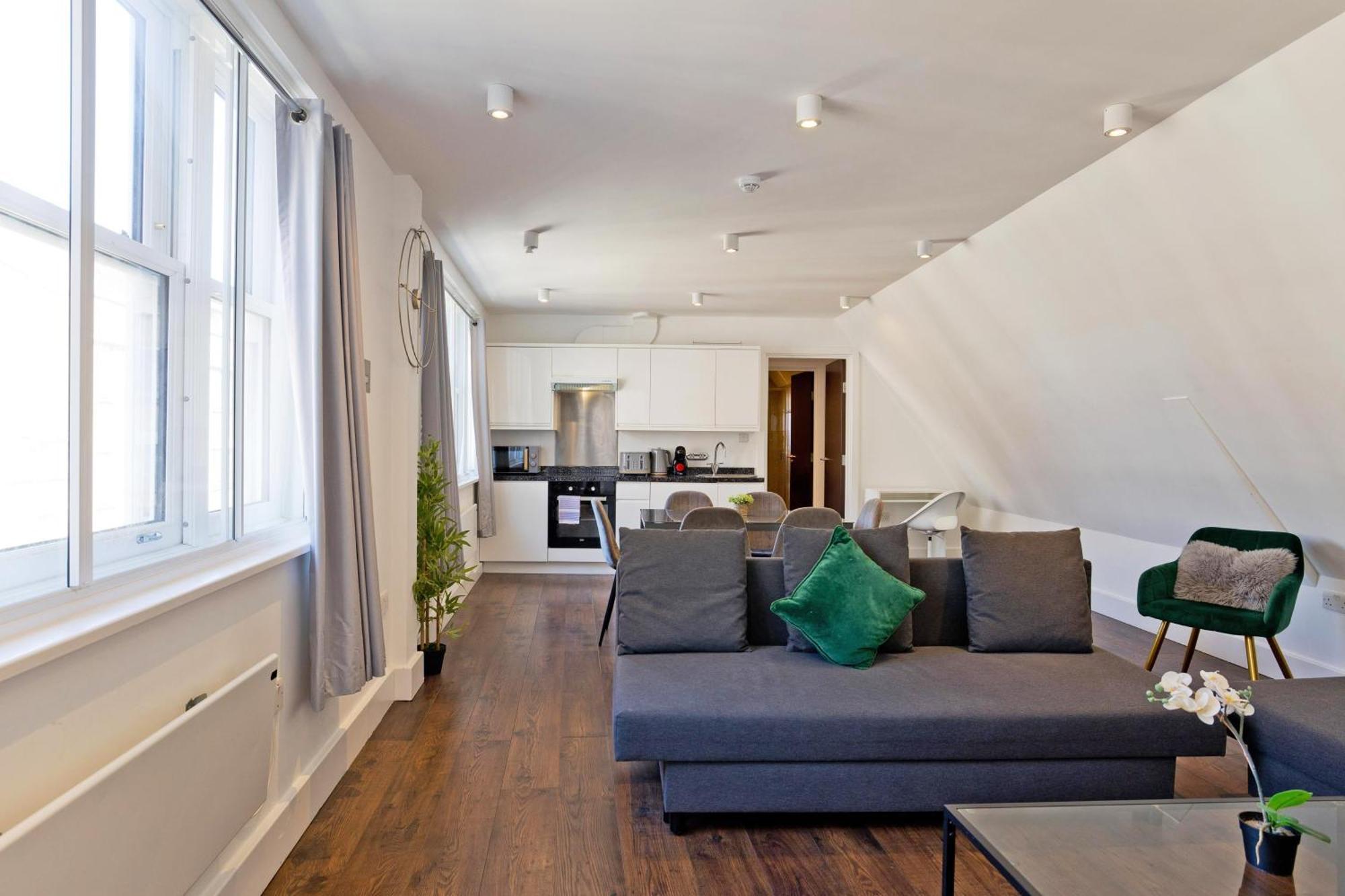 Imperial Middlesex Street Apartments Londra Exterior foto